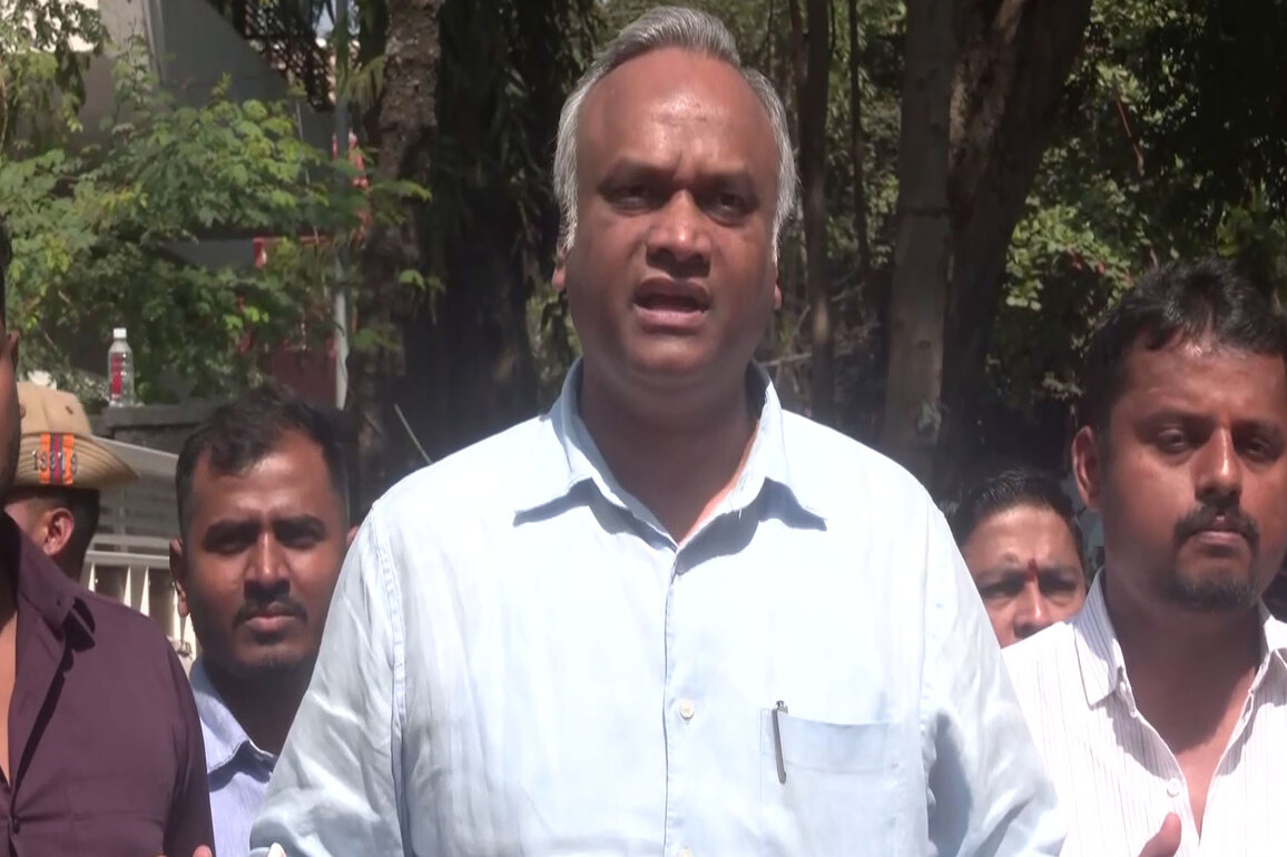 "Should we learn culture from BJP?": Priyank Kharge over allegations on officials' safety