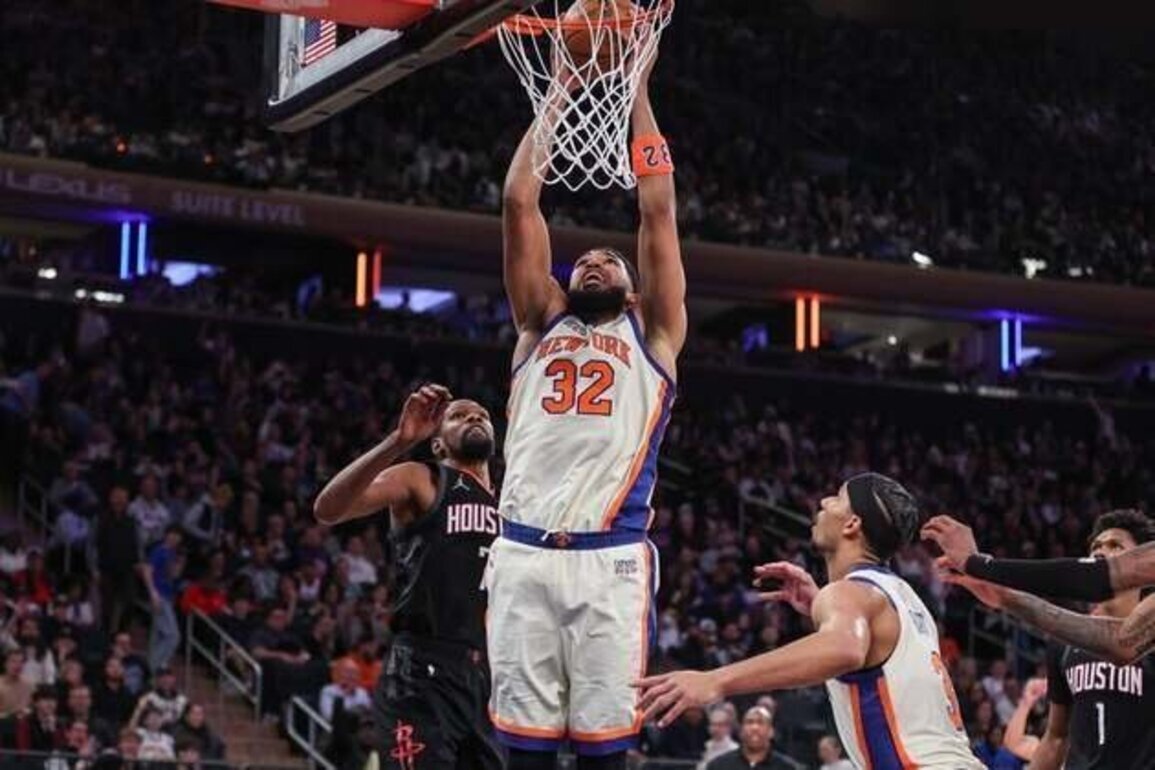 Knicks search for season sweep of red-hot Cavaliers