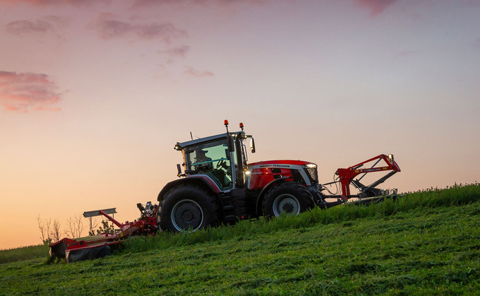 Massey Ferguson launches next generation of 200hp tractors set to replace 7700S Series