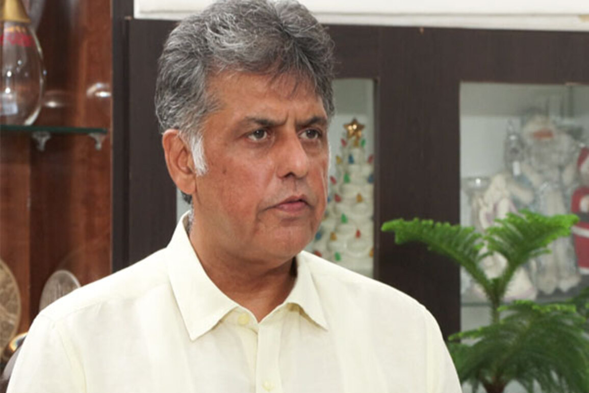 "Weathered far more serious crises in past": Manish Tewari slams Trump tariffs, urges Centre not to "bow down"