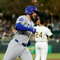 Carson Kelly (cycle), Cubs ruin Athletics' Sacramento opener