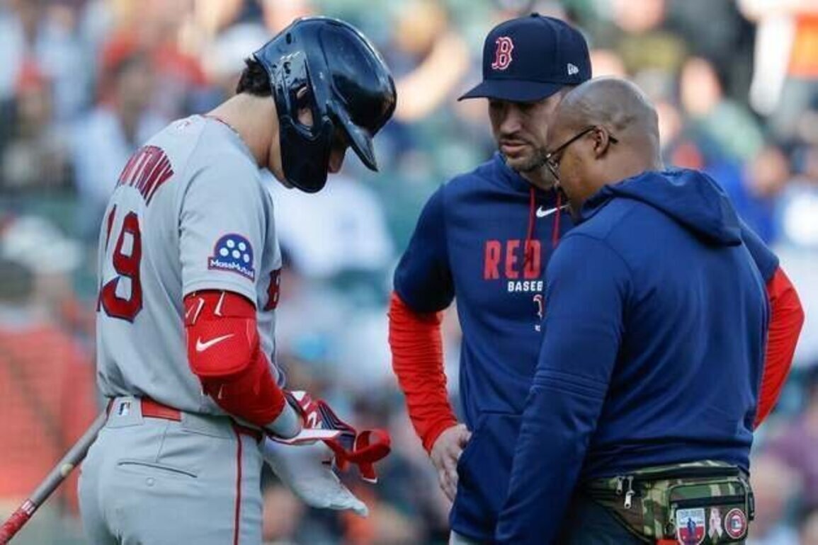 Red Sox place OF Roman Anthony on IL with hand sprain