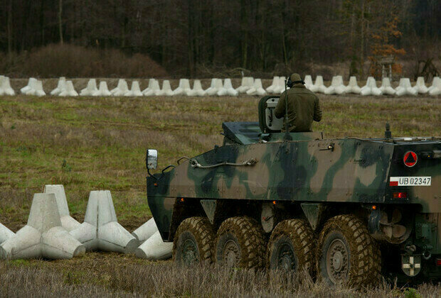 Poland to place banned mines on borders