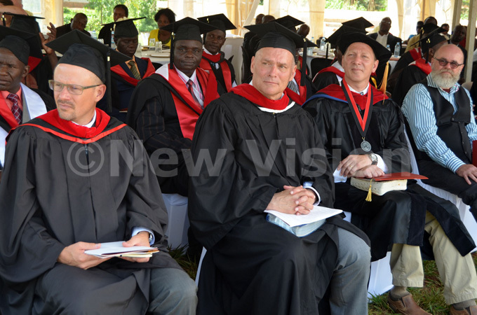  he graduands and the professors from ancaster ible ollege during the function