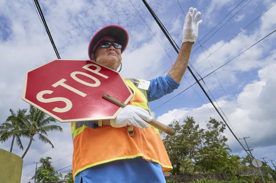 Shootz! A Kailua Crossing Guard's Dedication To Keeping Kids Safe - Honolulu Civil Beat