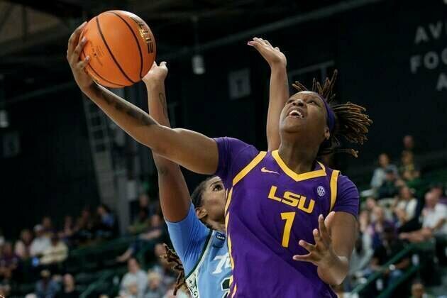 Women's Top 25 roundup: No. 5 LSU hits triple digits again
