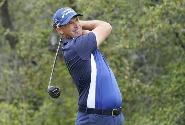 Padraig Harrington leads Senior PGA Championship with stellar 64