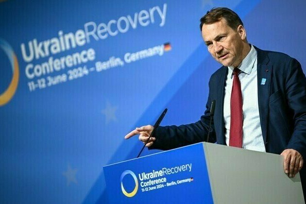 Poland cautions Ukrkaine over anti-corruption crackdown