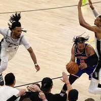 Knicks draw on maturity, moxie to take two in San Antonio