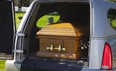 FCA warns consumers against two funeral plan providers