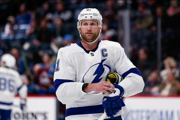 Lightning's Stamkos out for Game 4 vs. Stars