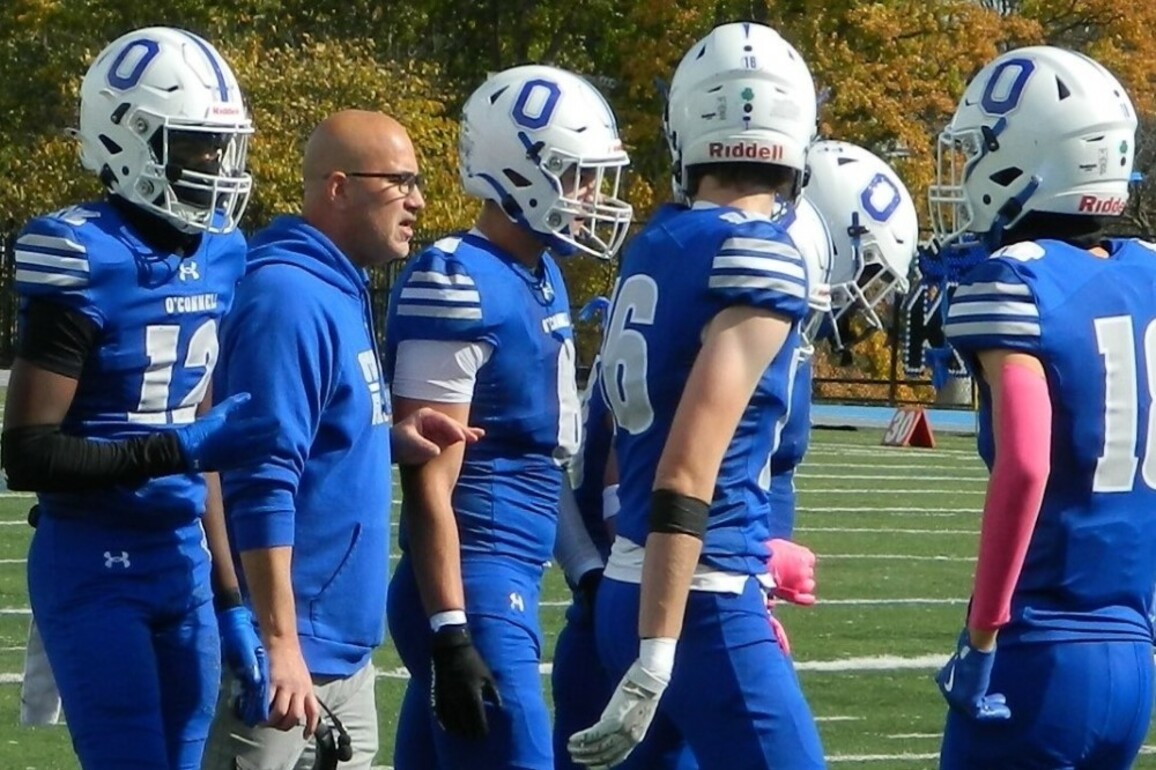 Fall schedules are set for Arlingtons varsity football squads