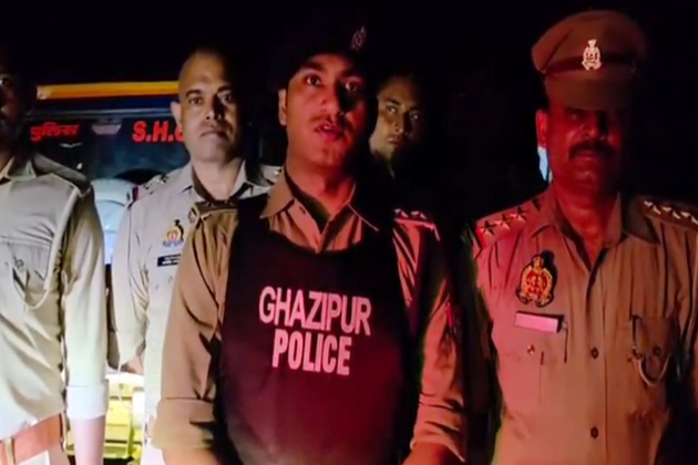 UP: 2 murder accused injured in police encounter in Ghazipur, weapons seized