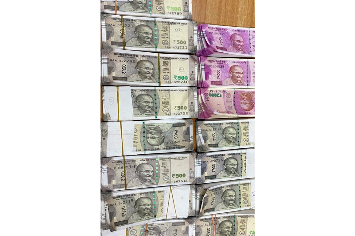 Gamblers' ring busted in Delhi; 20 held with over Rs 3 lakh cash seized