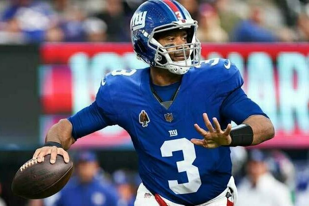 Russell Wilson to wear No. 3; Deonte Banks changes to No. 2