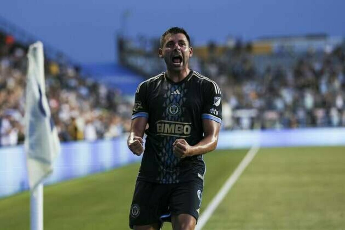 MLS-best Union out for 'togetherness' vs. Dynamo