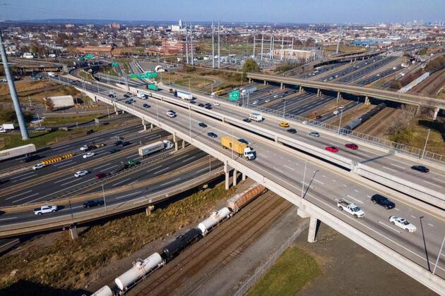 4 teens killed in wrong-way crash on New Jersey Turnpike