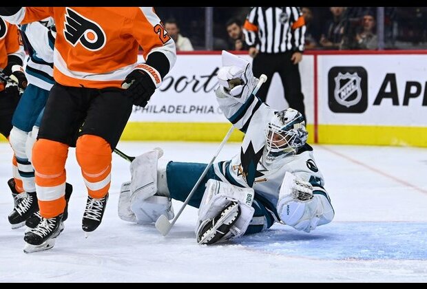 NHL roundup: James Reimer records shutout as Sharks blank Flyers