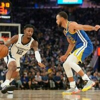 Warriors' third-quarter surge sinks Grizzlies