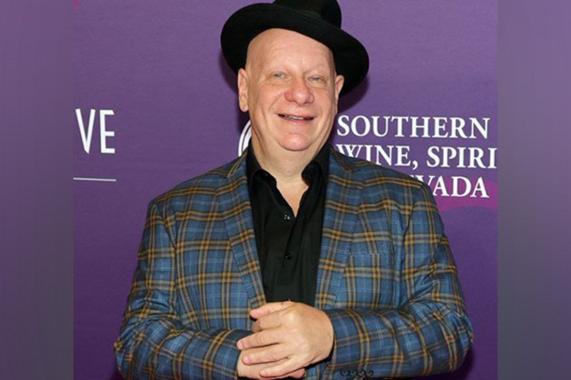 Comedian Jeff Ross recovers from allergic reaction to ice cream