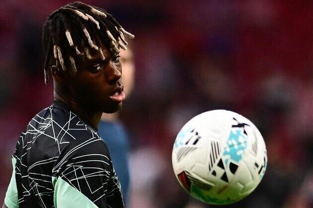 Spain's Nico Williams leaves Athletic game with injury ahead of World Cup