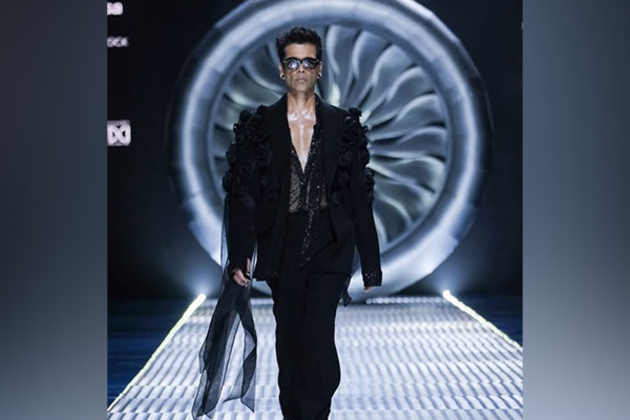 Karan Johar dazzles in black outfit at Lakme Fashion Week x FDCI 2025