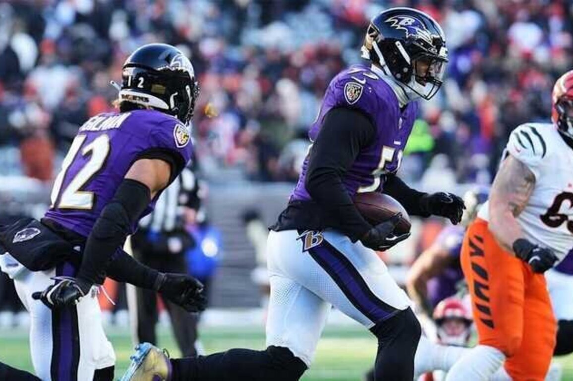 Ravens Have a Throwback Ed Reed Pitch-Six After GOAT's Visit