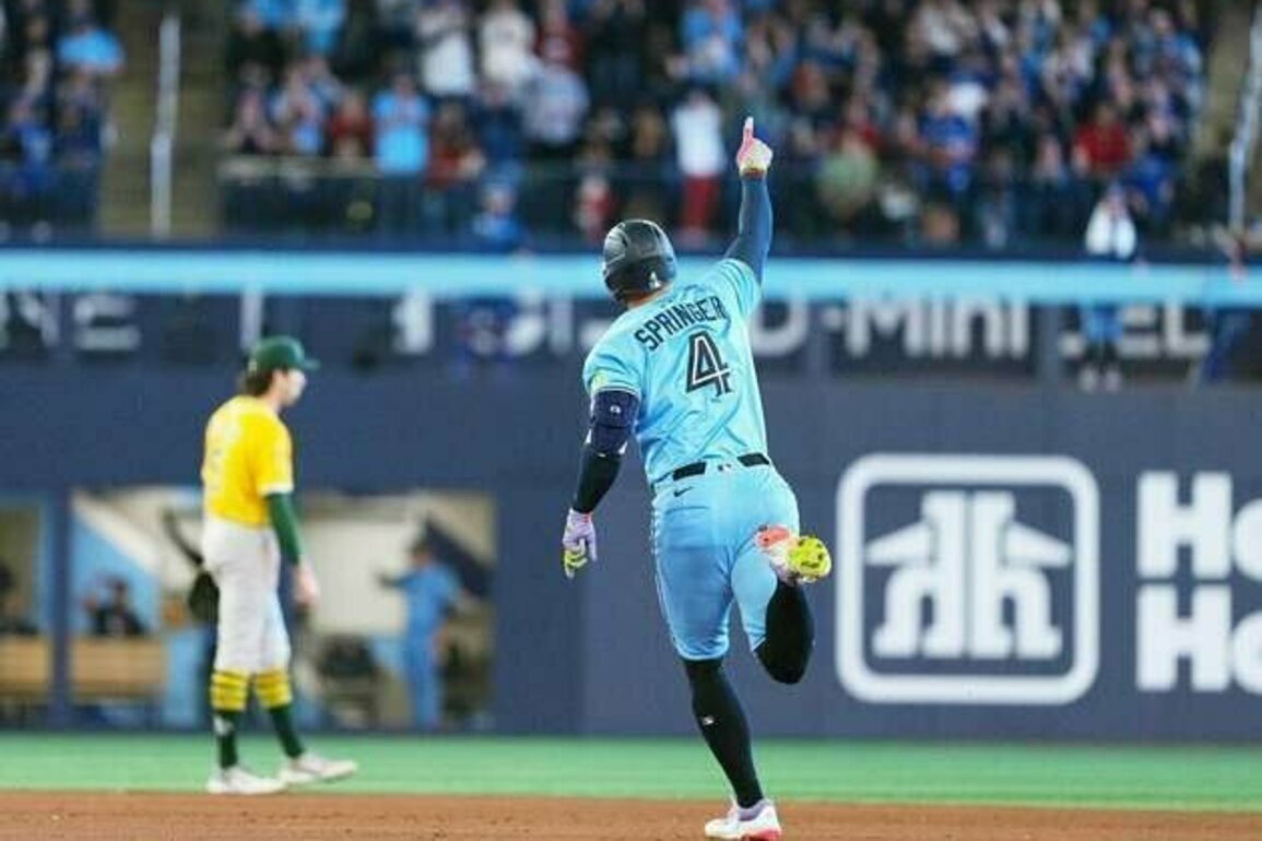 Jays win fourth staight, keep A's reeling