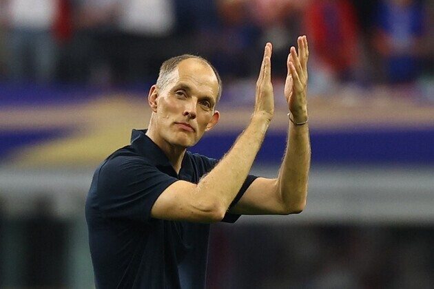 "I'am begging FIFA to change position of photographers, could not see my team in national anthem ": England coach Tuchel
