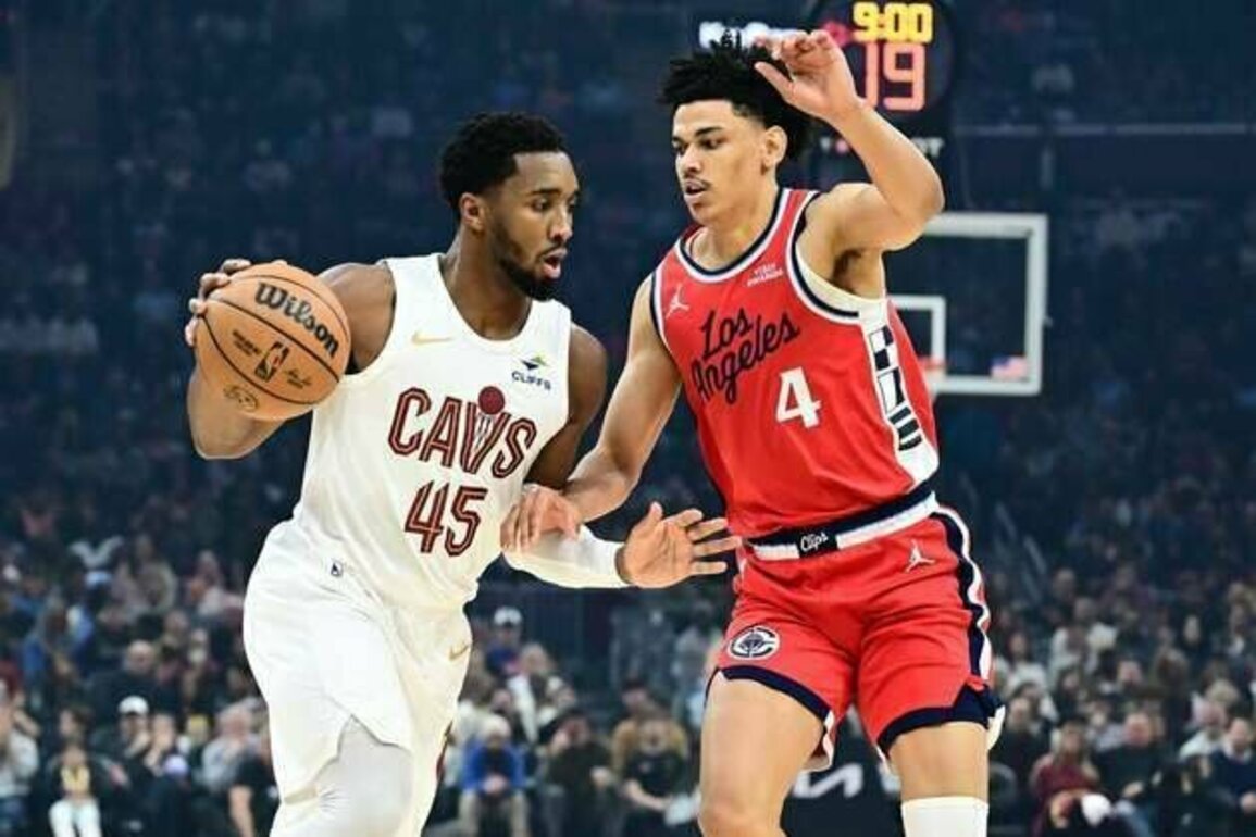 Donovan Mitchell's big game fuels Cavaliers past Clippers