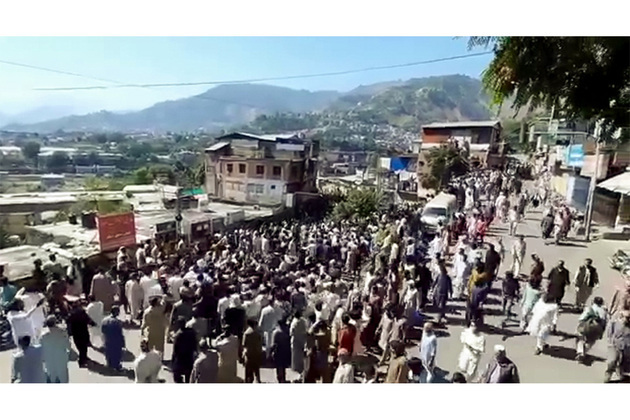 Thousands protest in PoJK's Rawalakot, demand justice for civilians killed by security forces