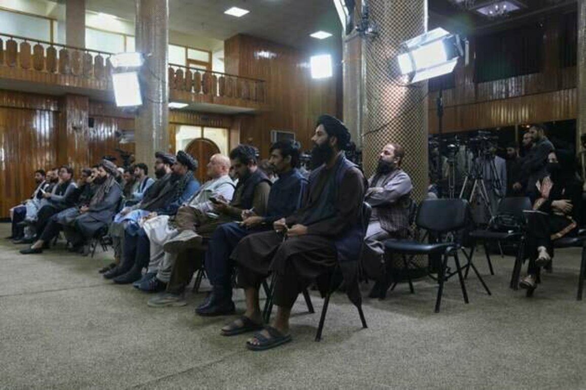 Afghanistan: Taliban Tramples Media Freedom