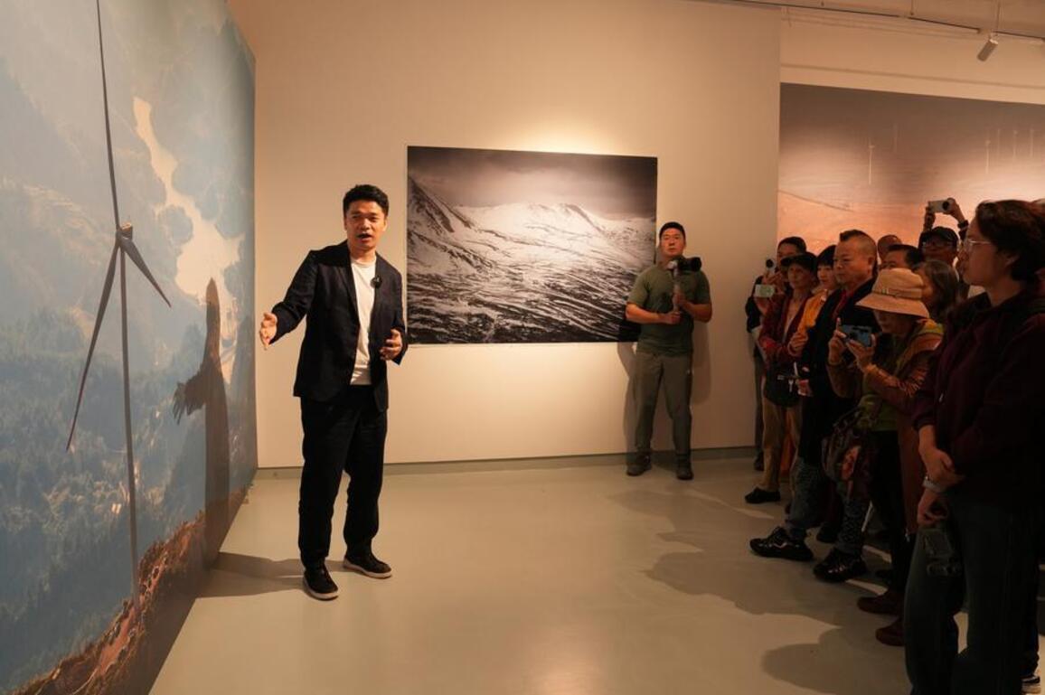 Photographer captures visual journey of China's green transition
