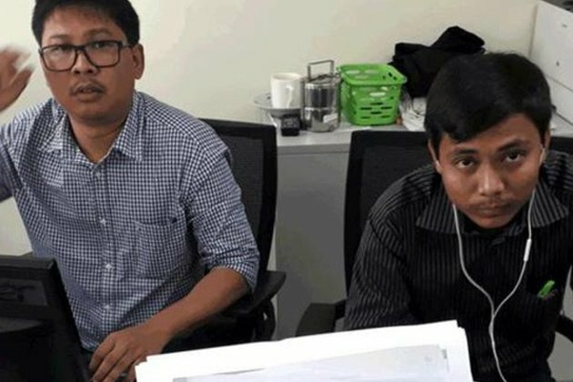 Jailed Reuters journalists win Pulitzer for Rohingya report