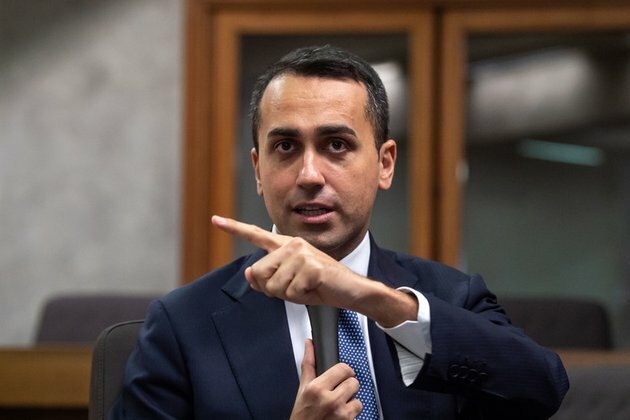 Italy points finger at Russia over government crisis