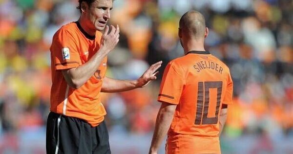 Belgium hire coach Mark van Bommel to replace Rudi Garcia