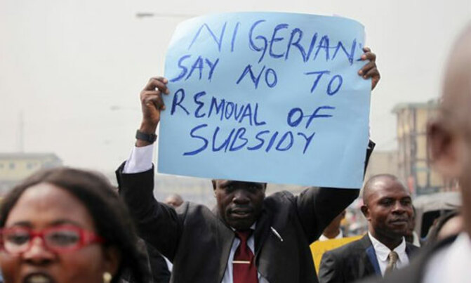 Nigerians strike, protest over soaring fuel prices Nigerians strike, protest over soaring fuel prices