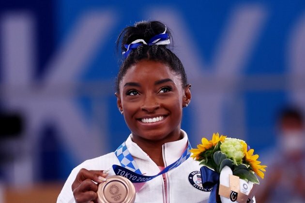 Biden to Award Medal of Freedom to Biles, McCain, Giffords