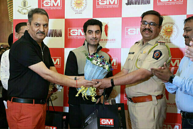 GM Modular Salutes Real-Life Heroes with Exclusive Screening of "Jawan" for Mumbai Police, Army, and Mumbai Traffic Police