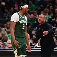 Trade deadline looms as large as matchup for Bulls, Bucks