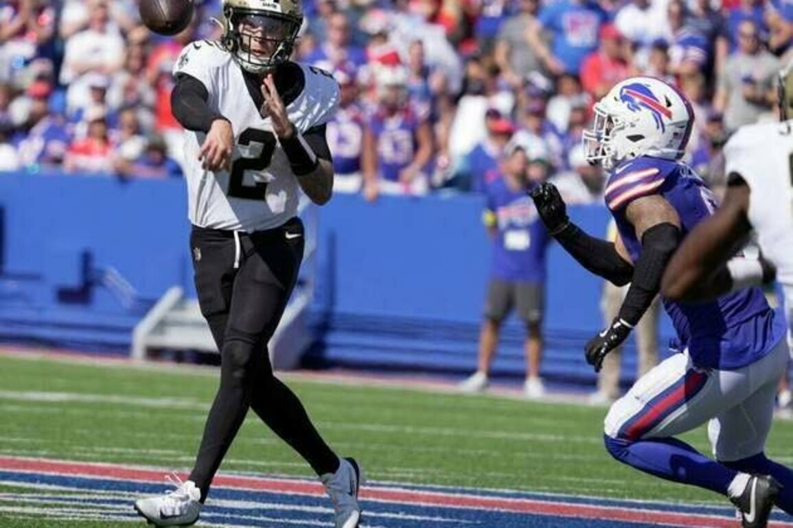 Giants' QB Jaxson Dart, passed on by Saints, to face them in second start