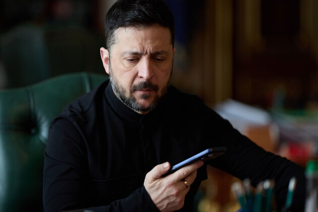 Zelenskyy briefs Dutch PM Schoof on intensified Russian strikes, seeks more air defence and energy support