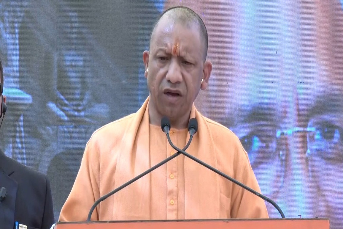 "Extremely tragic and heart-rending": Yogi Adityanath expresses grief over Yamuna Expressway accident