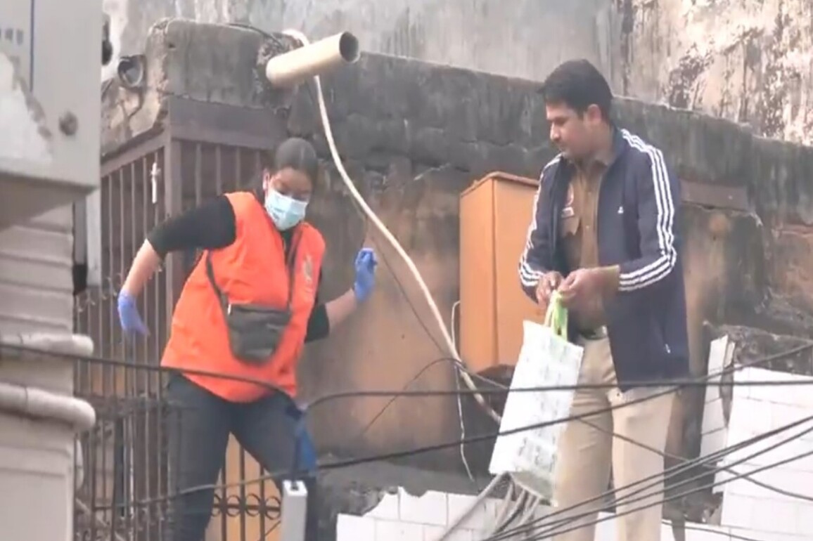 Red Fort blast: FSL, Delhi Police team recover body parts in New Lajpat Rai Market