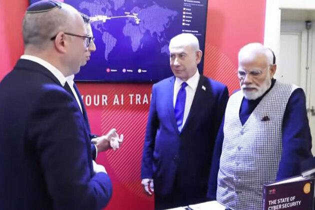 PM Modi and Israeli PM Netanyahu attend technology and innovations exhibition