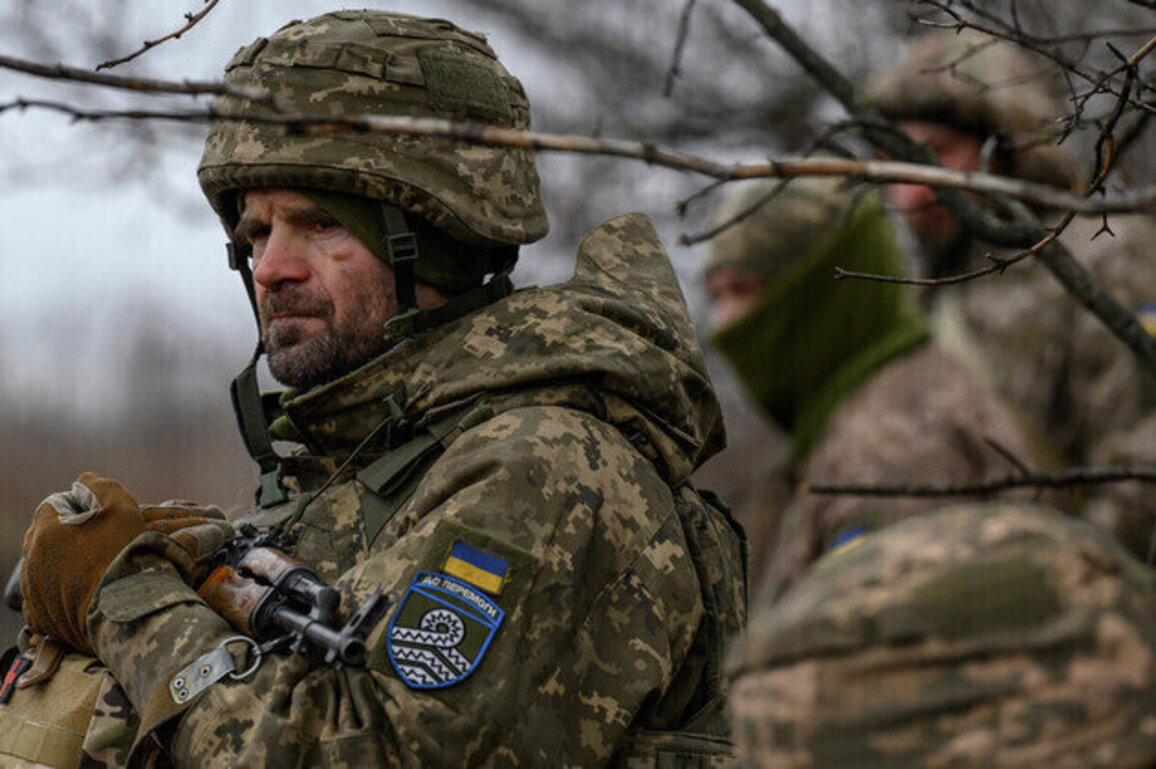 West and Ukraine discussing Korean-style peace deal  WaPo columnist