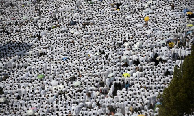 'At least 717 dead' in hajj stampede 'At least 717 dead' in hajj stampede
