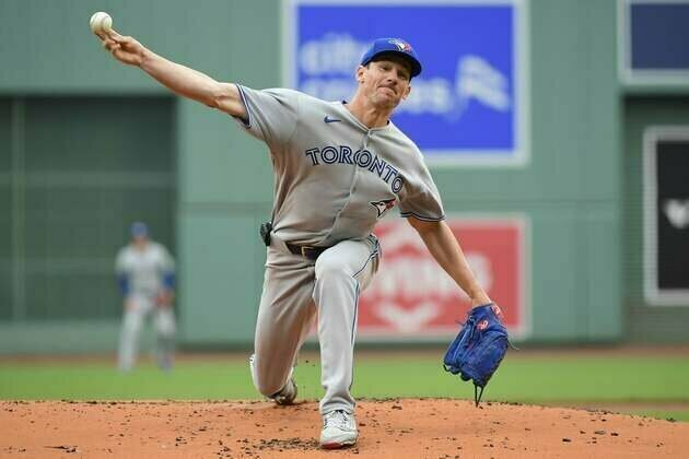 Blue Jays turn to Chris Bassitt in bid for 4-game sweep of Yankees