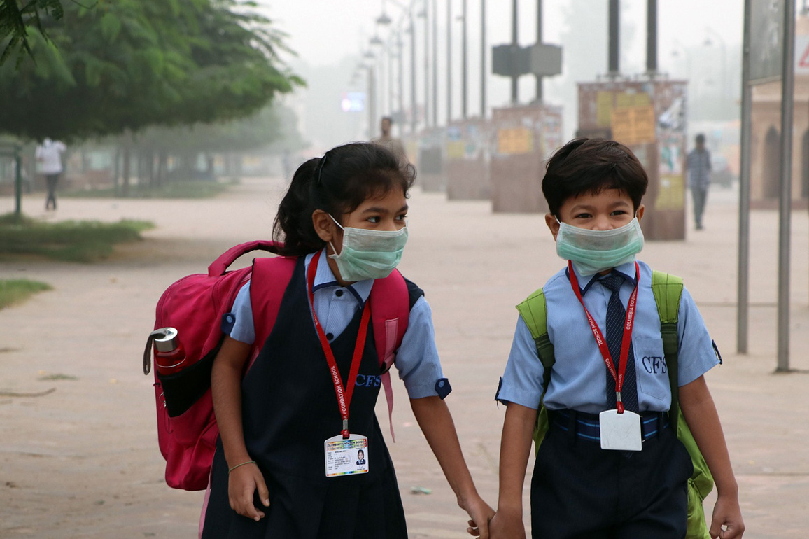 Children bear brunt of pollution with 43% of pollution-linked health insurance claims from 0-10 age group: Report