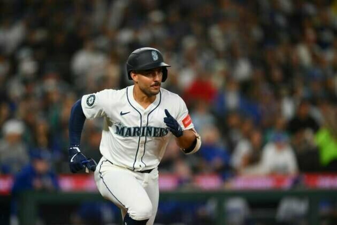 Dodgers, Mariners use finale to prepare for playoffs